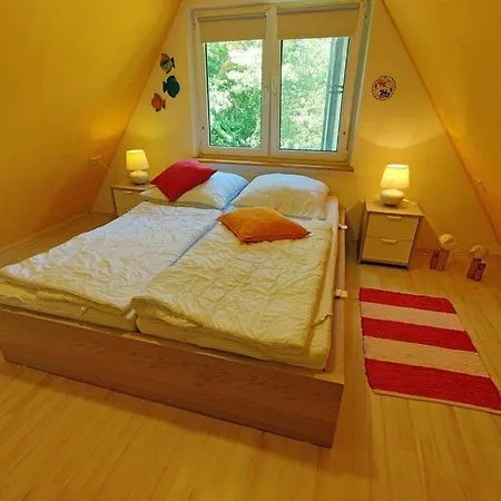 Dom wakacyjny Thatched House Ruegen Breege